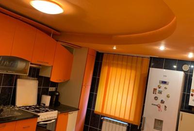 Apartament cu 3 camere decomandat în Exterior Vest - 2