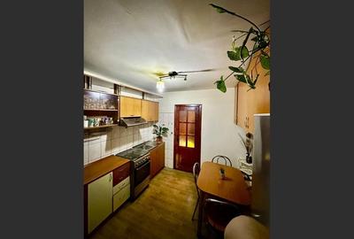 Apartament 2 camere, decomandat, zonă Torontal - 51 mp +3.52 mp balcon - 2