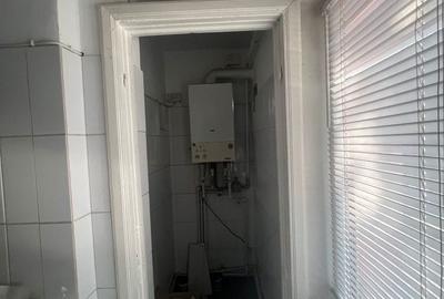 Spațiu comercial, de 50 mp, în Central