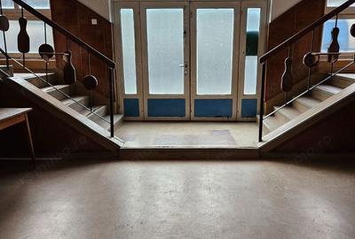 Spațiu comercial, de 750 mp, în Central - 2