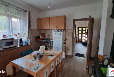 Casă cu 5 camere cu Teren 1374 Mp în Central - 5