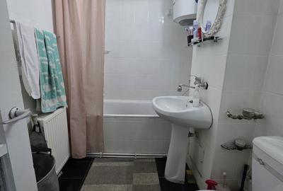 Apartament cu 2 camere decomandat în Central - 3