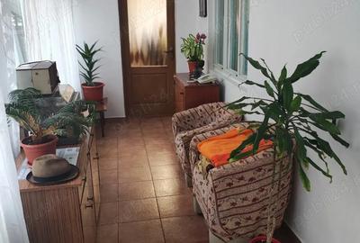 Casă cu 3 camere în Central - 4