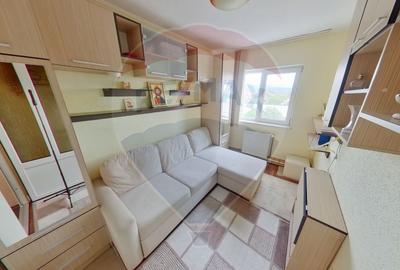 Apartament cu 3 camere decomandat, mobilat în Central - 1