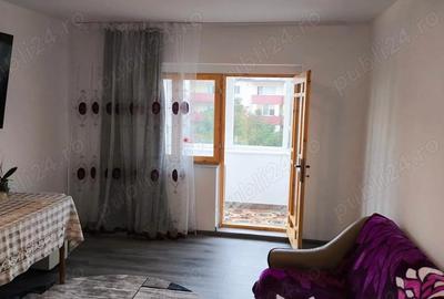 Apartament cu 4 camere decomandat în Central - 1