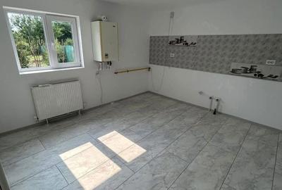 Casă cu 3 camere cu Teren 360 Mp în Central - 6