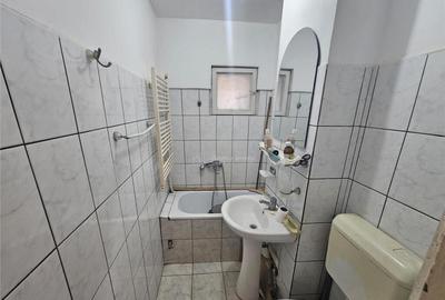 Resita, 2 Cam. Cf. 1, Et. 1, Micro 2 - 8