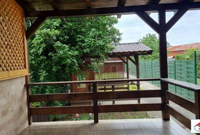 Casă cu Teren 340 Mp în Central