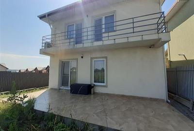 Casă cu 4 camere cu Teren 336 Mp în Aeroport - 14