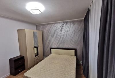 Apartament cu 3 camere decomandat în Călărași - 4