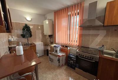 Spațiu comercial, de 650 mp, în Central - 16