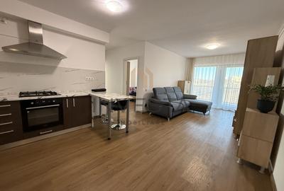 Apartament cu 3 camere semidecomandat, mobilat în Zorilor