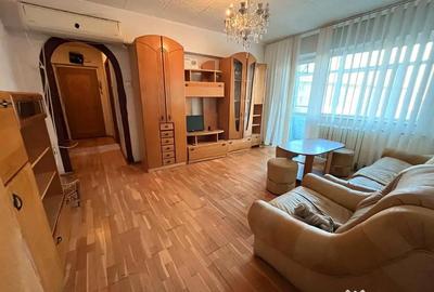 Apartament cu 3 camere semidecomandat în Central - 6