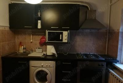 Garsonieră decomandată în Brazda lui Novac