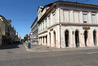 Inchiriez spatiu comercial P-?a 1 Decembrie- V. Alecsandri - 3