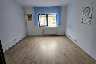 Sagului- Liviu Rebreanu- Casa 200 mp-curte si parcare - 13