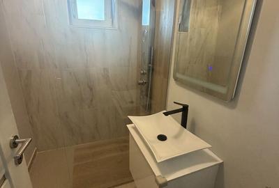 Apartament cu 4 camere în Central - 3