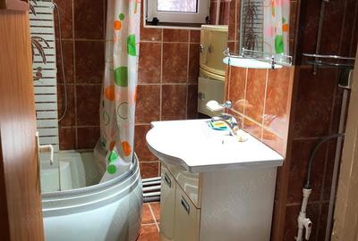 Apartament cu 2 camere decomandat în Petros - 6