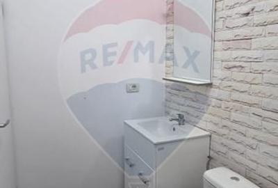 Apartament cu 3 camere de închiriat - 9