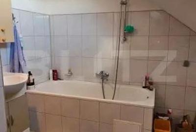 Casă cu 6 camere cu Teren 163 Mp în Gojdu - 2