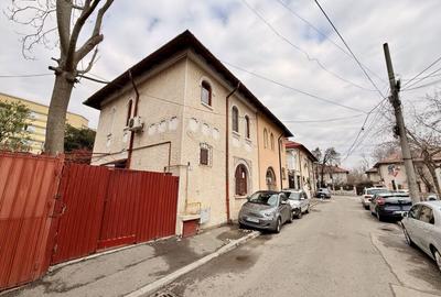 Casă cu 6 camere cu Canalizare în Regie - 7