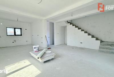 Casă cu 5 camere cu Teren 315 Mp în Moșnița Nouă