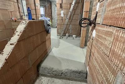 Casă cu Teren 288 Mp în Central - 6