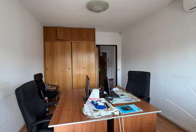 Apartament cu 4 camere decomandat în Cotroceni - 9