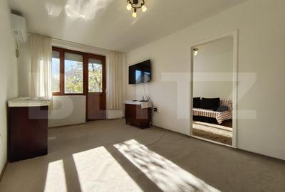 Apartament ultracentral cu 2 camere, bucatarie separata si balcon intim - 4