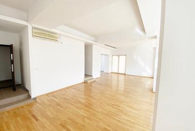 Bd. Unirii, apartament spatios - 13