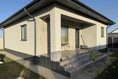 Casă în Olteni - 3