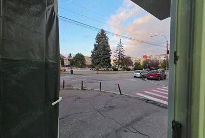 Spațiu comercial, de 50 mp, în Ultracentral - 2