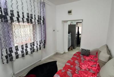 Casă cu 2 camere cu Teren 150 Mp în Valea Roșie - 1