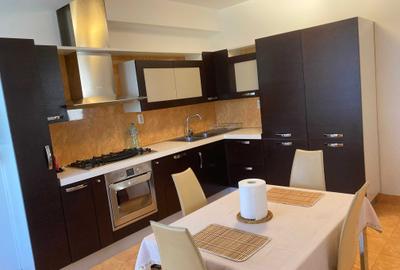 Apartament cu 3 camere decomandat în Exterior Vest - 3
