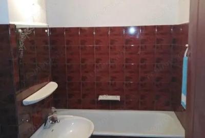 DE VANZARE: Apartament + Spatiu Comercial cart 1 Mai - 5