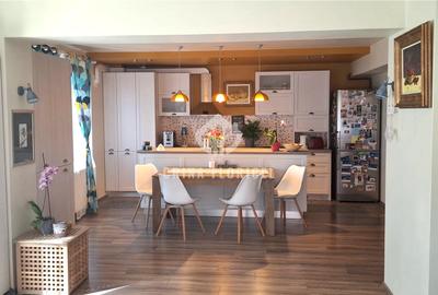 Apartament cu 3 camere semidecomandat, mobilat în Pantelimon - 2