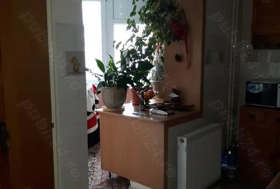 Vand apartament,2 camere,complet mobilat,ultraceral,in unul din cele mai frumoase blocuri din Deva - 1