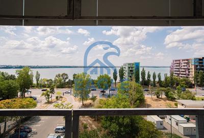 Mamaia Central - 2 Camere modern, balcon generos si vedere frontala spre lac - 2