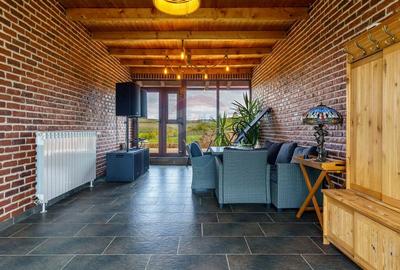 Teren 9.4 ha extravilan + casa 230 mp, COMISION 0% - 22