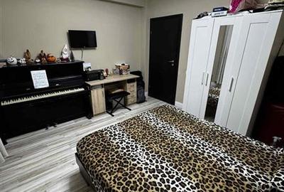 Apartament cu 3 camere semidecomandat, mobilat în Dămăroaia - 4