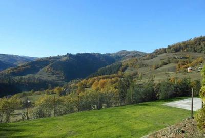 Casă cu 4 camere în Boțești - 2