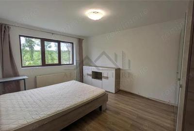 De inchiriat 4 camere, Valea adainca in spate la Capitol - 5