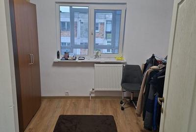 Apartament cu 3 camere decomandat în Banat - 4