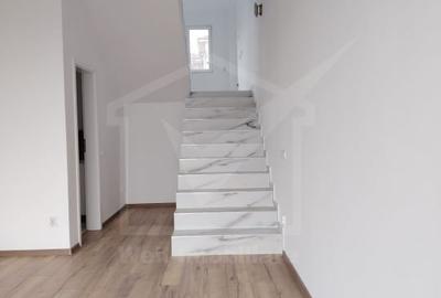 Duplex cu 4 camere cu Teren 333 Mp în Dezmir - 4