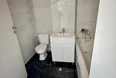 Garsoniera cartier Militari Residence - mutare imediata!! - 1