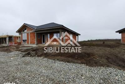 Casă cu 4 camere cu Teren 500 Mp în Central - 20