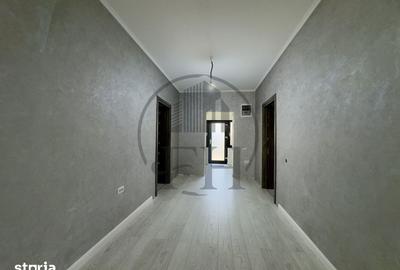 Casă cu 4 camere cu Teren 2561 Mp în Cobadin - 12
