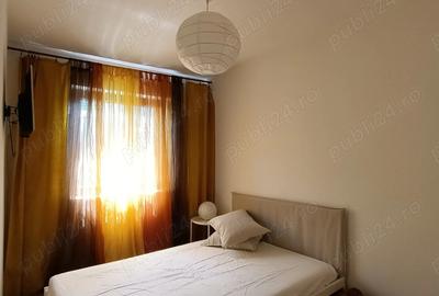 Apartament cu 3 camere semidecomandat în Central - 1