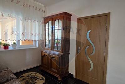 Casă individuală cu 6 camere cu Teren 700 Mp în Vest - 21