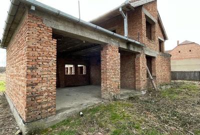 Casă cu 4 camere în Jimbolia - 3